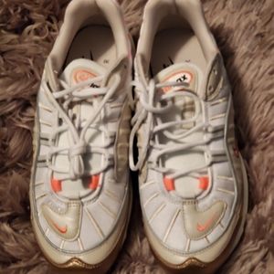 Womens air max 98